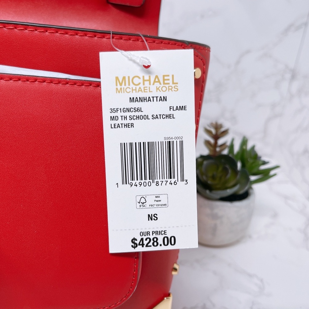 Michael Kors Manhattan Medium Satchel - Picture 5 of 7